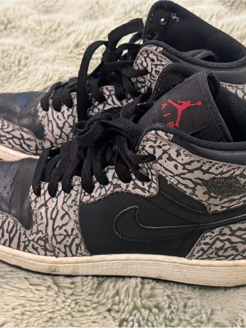 Nike Air Jordan 1 High Retro - Black with Elephant Print